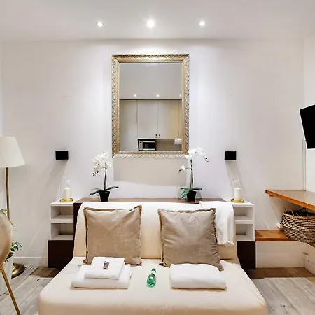 Flexliving - - Montreuil * Parigi
